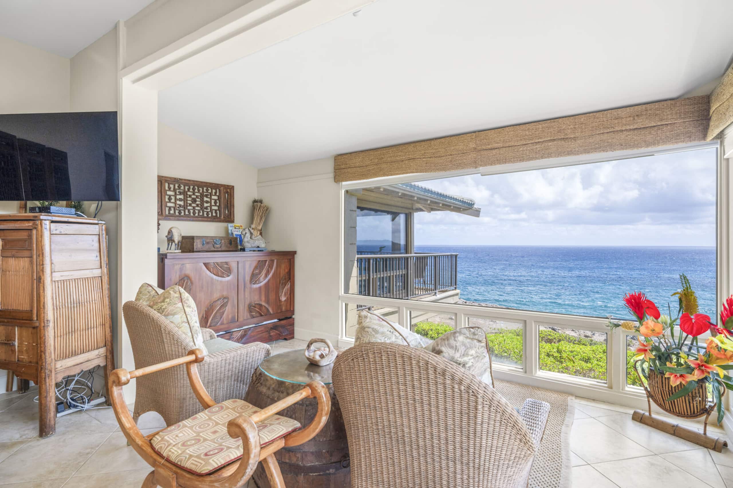 Condo in Lahaina · ★4.83 · 1 bedroom · 1 bed · 2 baths - Image 7