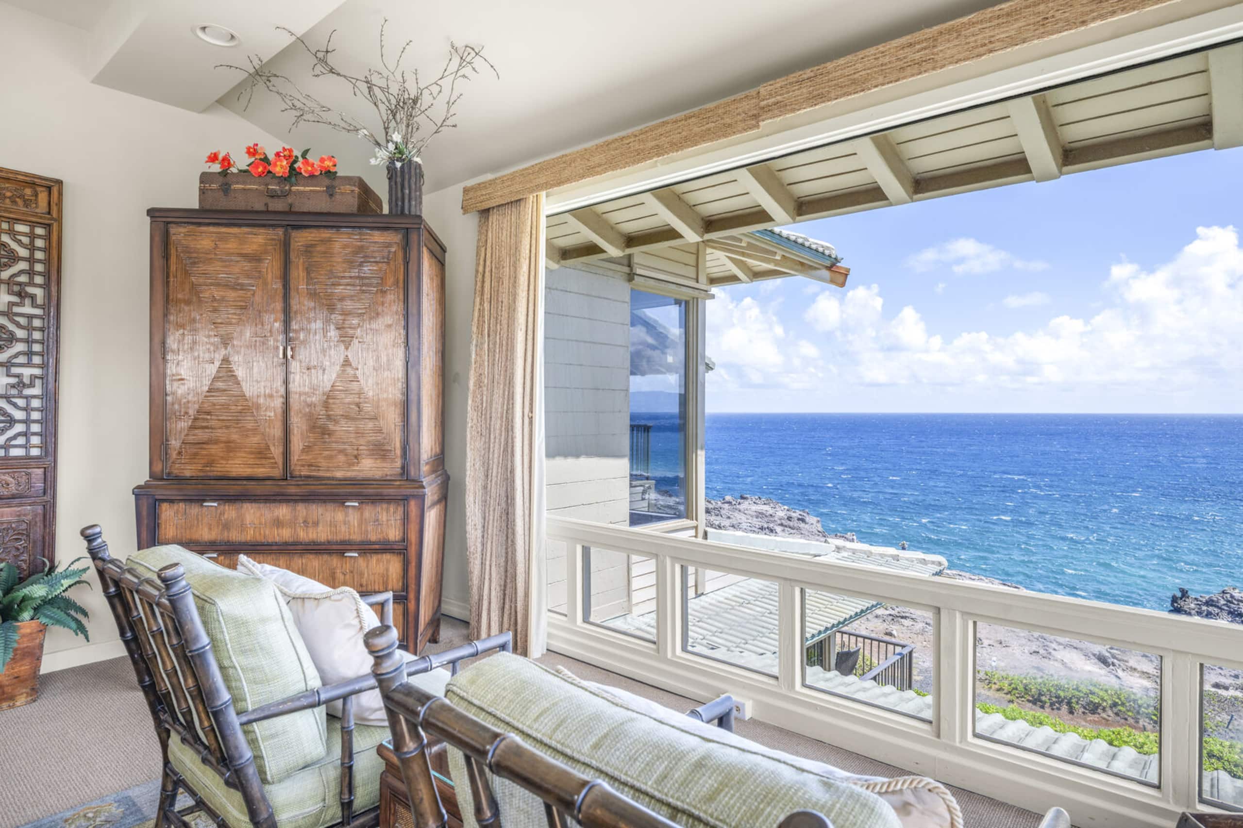Condo in Lahaina · ★4.83 · 1 bedroom · 1 bed · 2 baths - Image 27