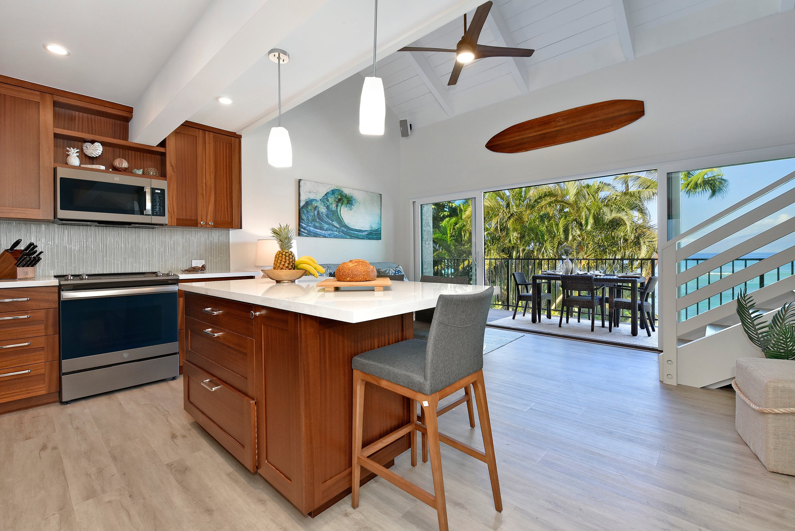 Condo in Lahaina · ★4.85 · 2 bedrooms · 4 beds · 1 bath - Image 11