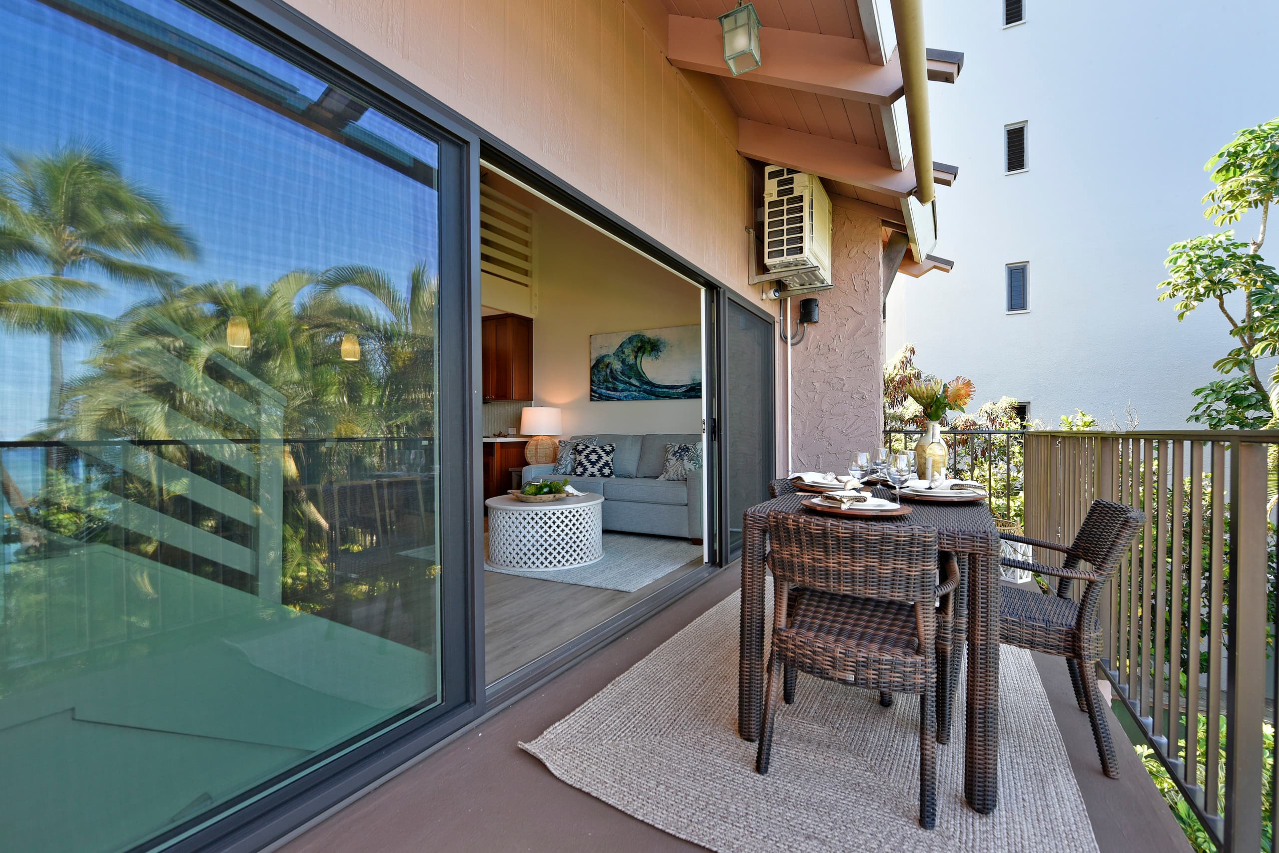 Condo in Lahaina · ★4.85 · 2 bedrooms · 4 beds · 1 bath - Image 36