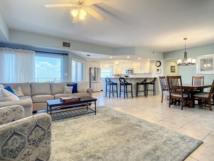 Stunning Corner At Oceanwalk | Resort Style Amenities | Ow10-401 - Edgewater, FL
