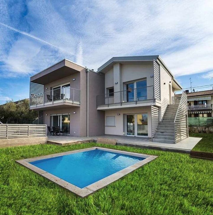 Residence San Marco-moderno With Pool, Wi-fi - Lazise