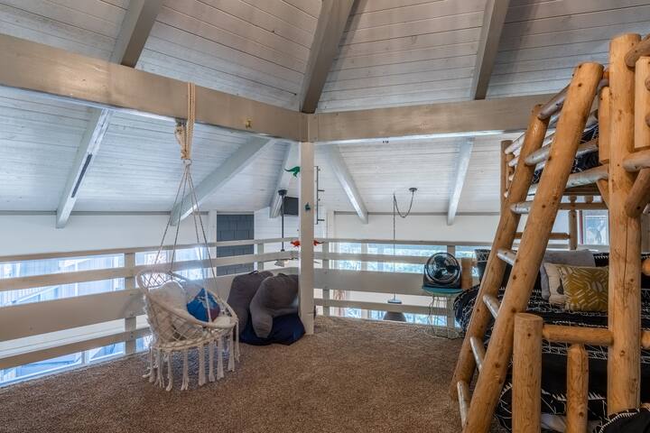 Mammoth Mountain Reservations managed Airbnb listing 1