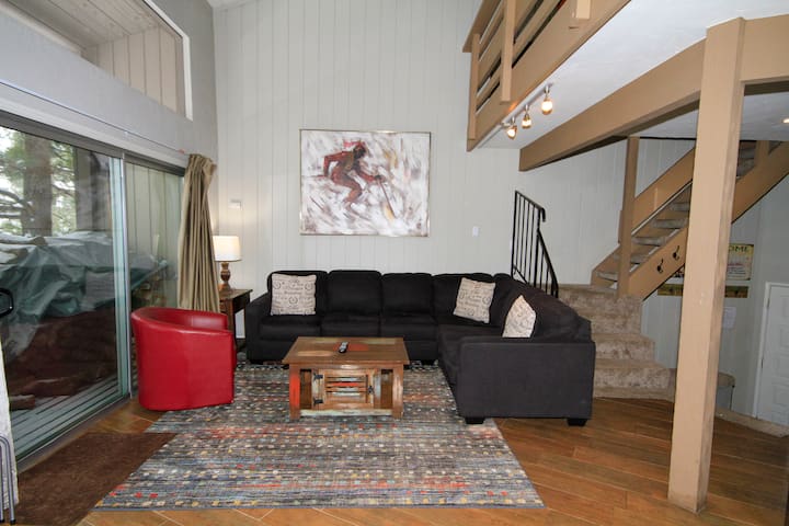 Mammoth Mountain Reservations managed Airbnb listing 2