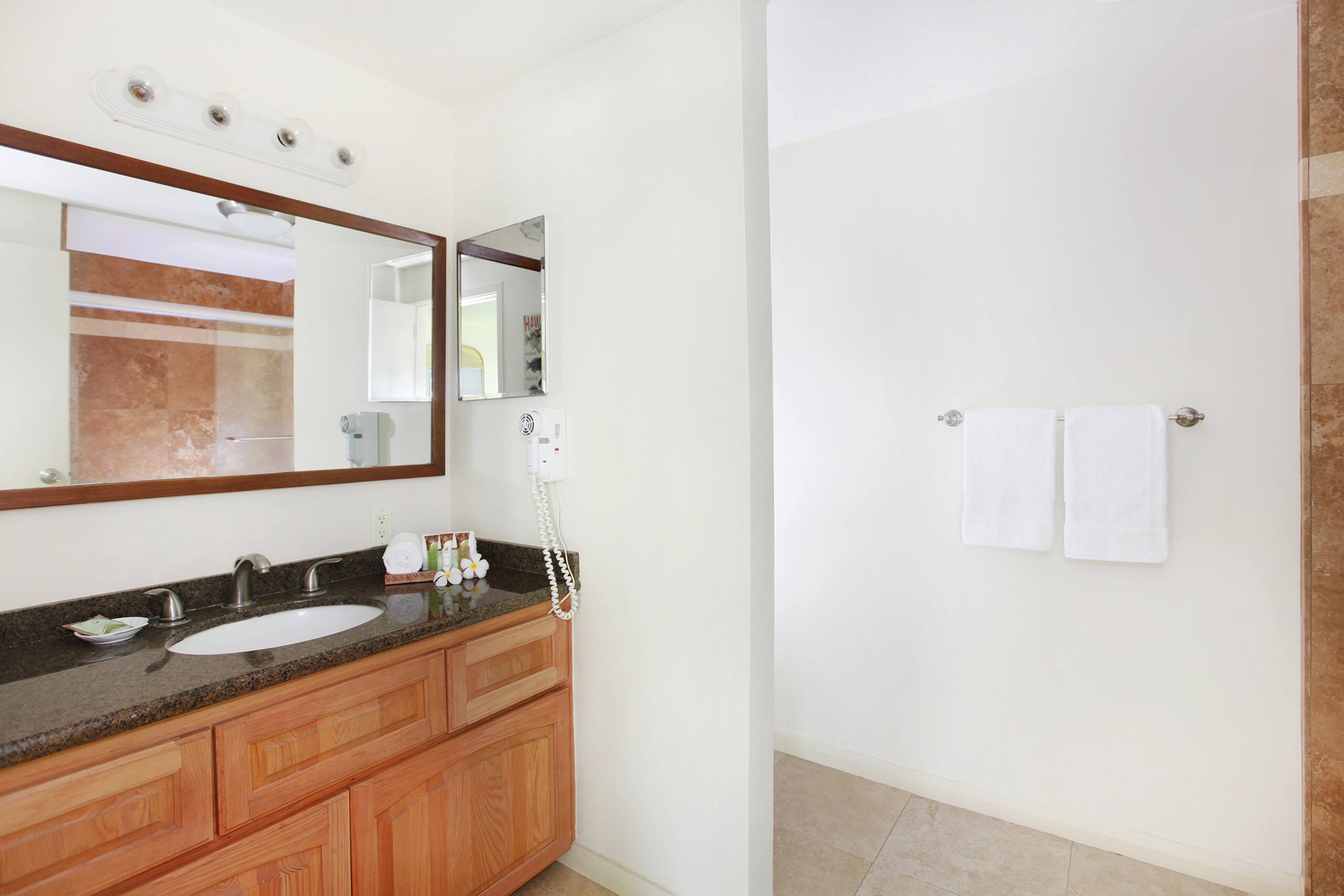 Condo in Koloa · ★4.8 · 2 bedrooms · 3 beds · 2 baths - Image 8