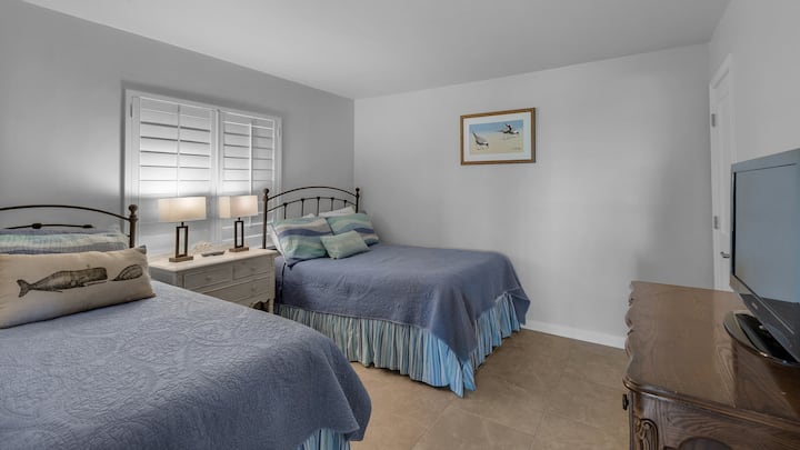 Пясъчни скали 117 Спалня за гости с 1 двойно легло и 1 единично легло