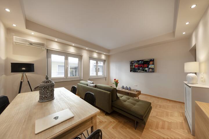 Stylish Kolonaki 2 Bdr apartment gallery image 2