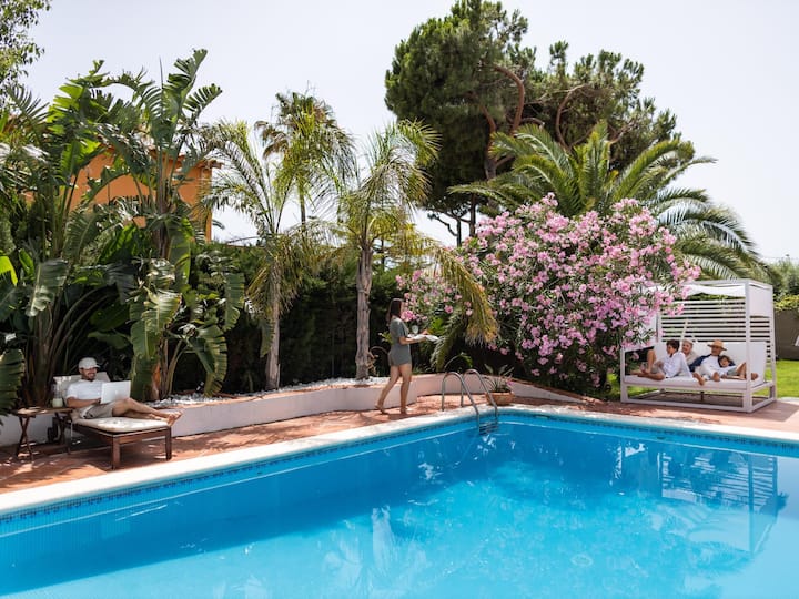 Charming Villa Domingo: Beach, Portaventura & Golf