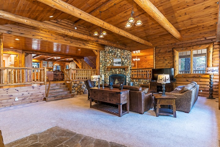 Lakeshore blvd 6BR Luxury Retreat