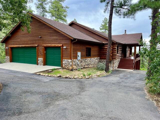Prescott Cabin Rentals managed Airbnb listing 2
