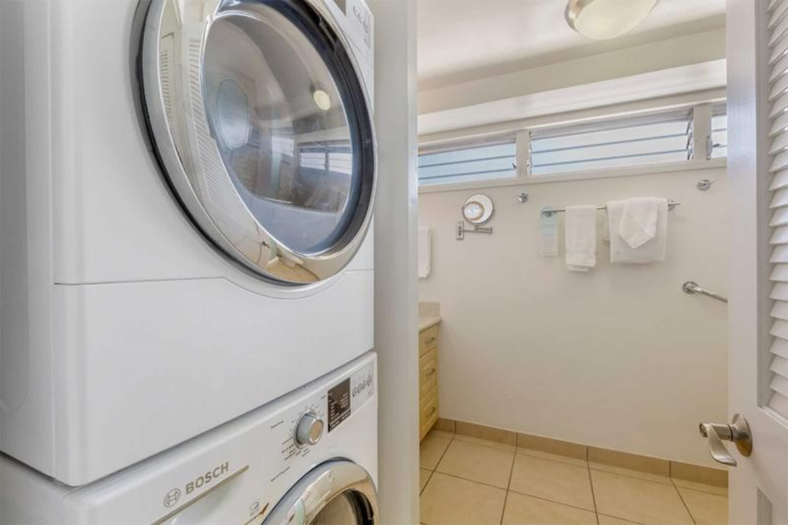 Condo in Honolulu · ★4.69 · 2 bedrooms · 3 beds · 2 private baths - Image 16