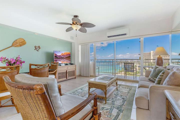 2 Bedroom Deluxe Ocean View – Waikīkī Shore 1202