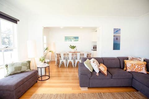 Beachside Getaway Bay Views North Shore Free Wifi