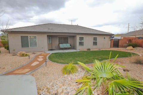 3 bedroom house 20 minutes from Zion National Park