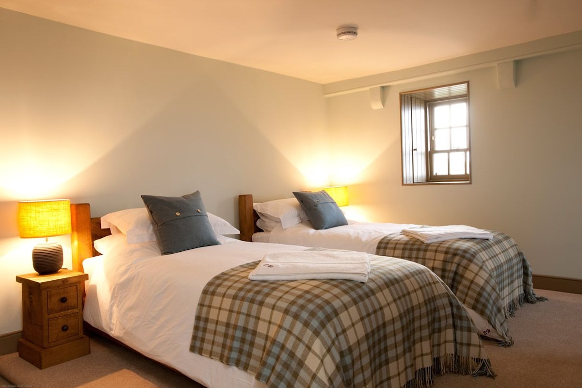 Balnakeil House Robb Donn Bedroom (Ground Floor, Super King or Twin)