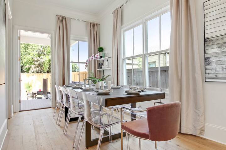 Relaxing Home | Heated Pool & Spa gallery image 2