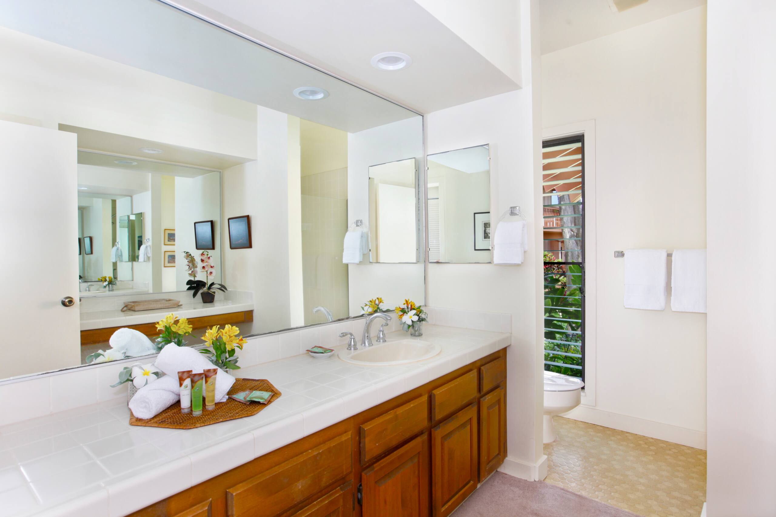 Condo in Koloa · ★4.56 · 2 bedrooms · 3 beds · 2 baths - Image 9
