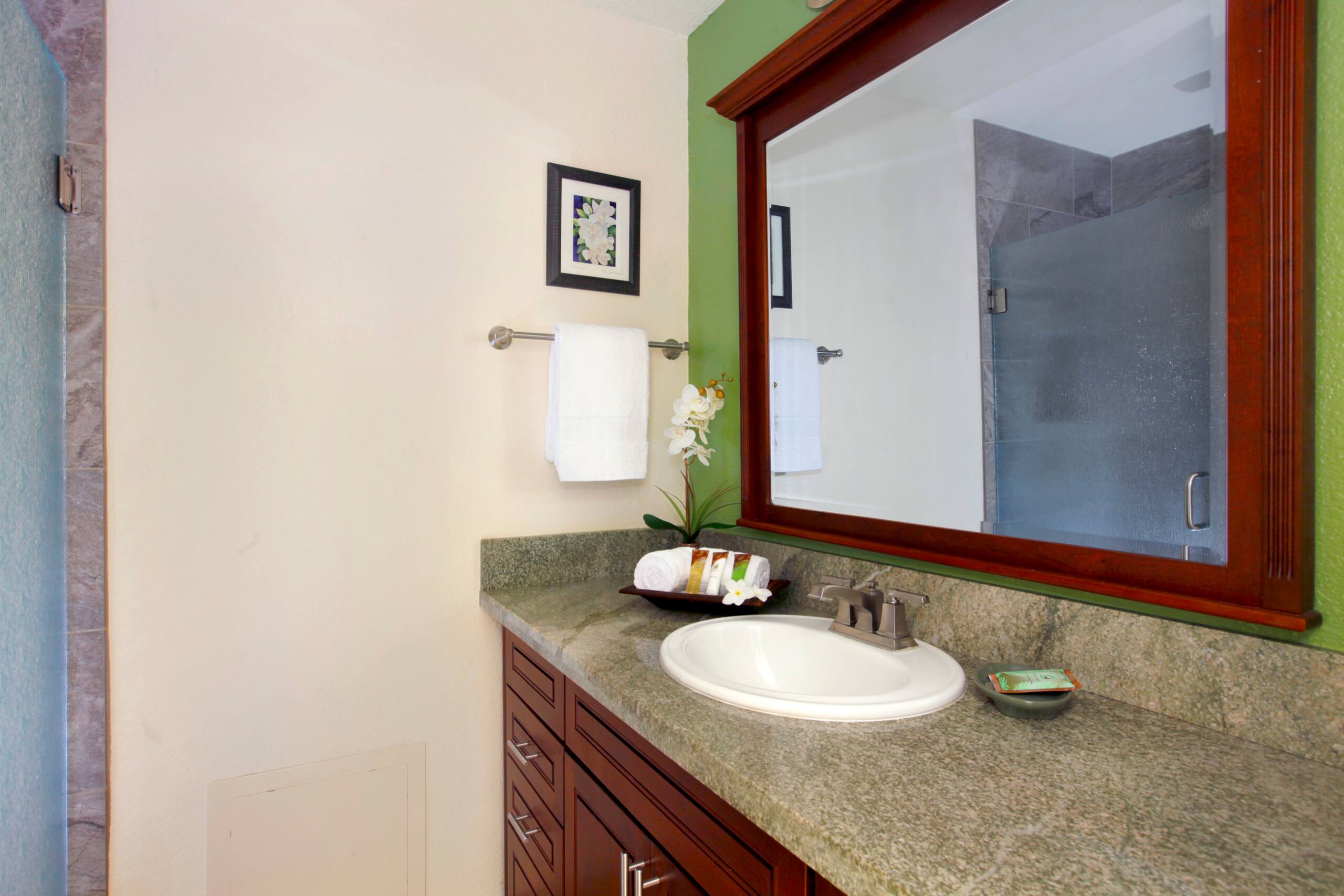 Condo in Koloa · ★5.0 · 1 bedroom · 1 bed · 2 baths - Image 10