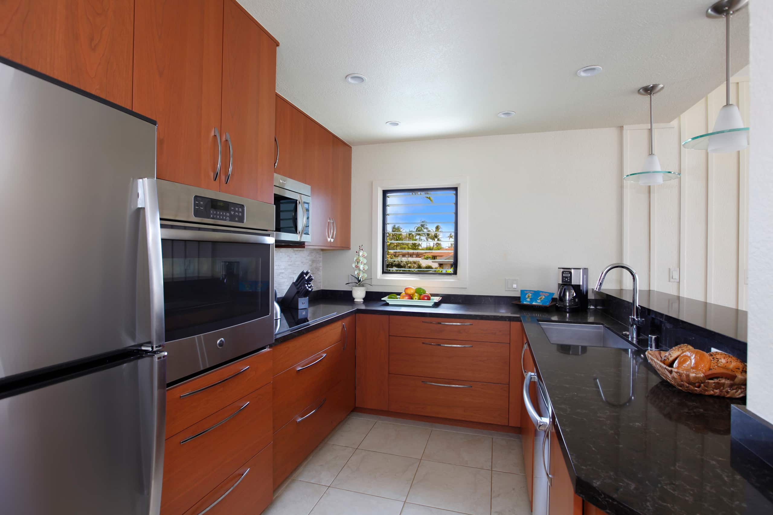 Condo in Koloa · ★4.61 · 2 bedrooms · 3 beds · 2 baths - Image 6