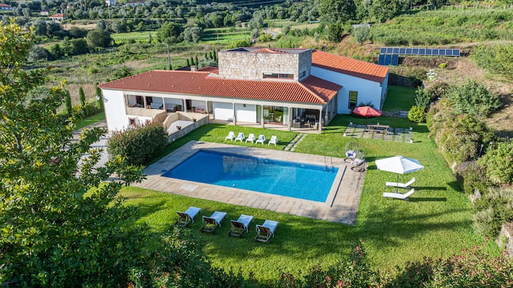 Villa 241 Luxurious Villa w/ Pool and Tennis Court