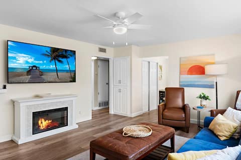 Popular Airbnb listing: Balcony Fire Pit Walk to Village, Beach and Pier in Orange County