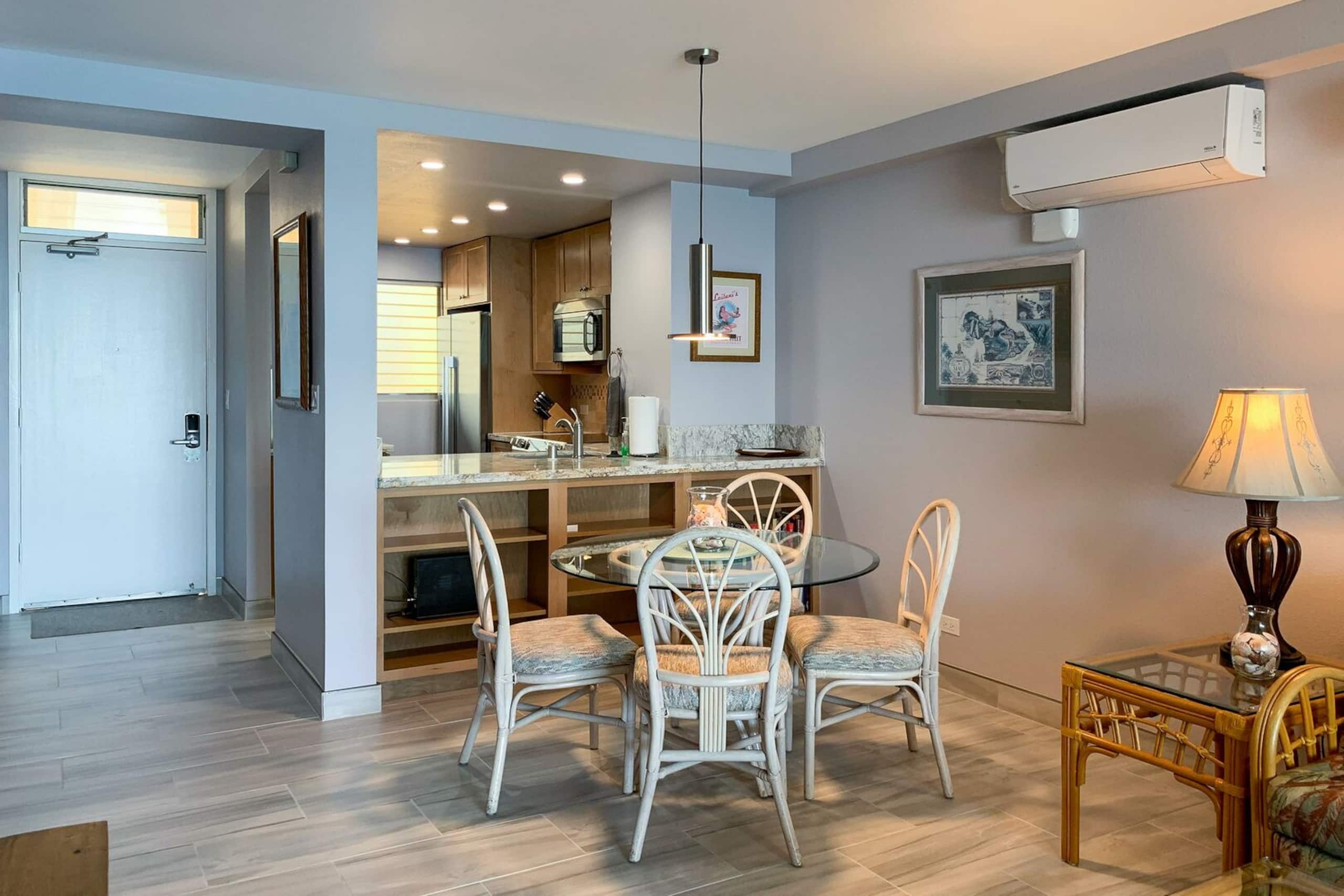 Condo in Kihei · ★4.89 · 1 bedroom · 2 beds · 1 bath - Image 14