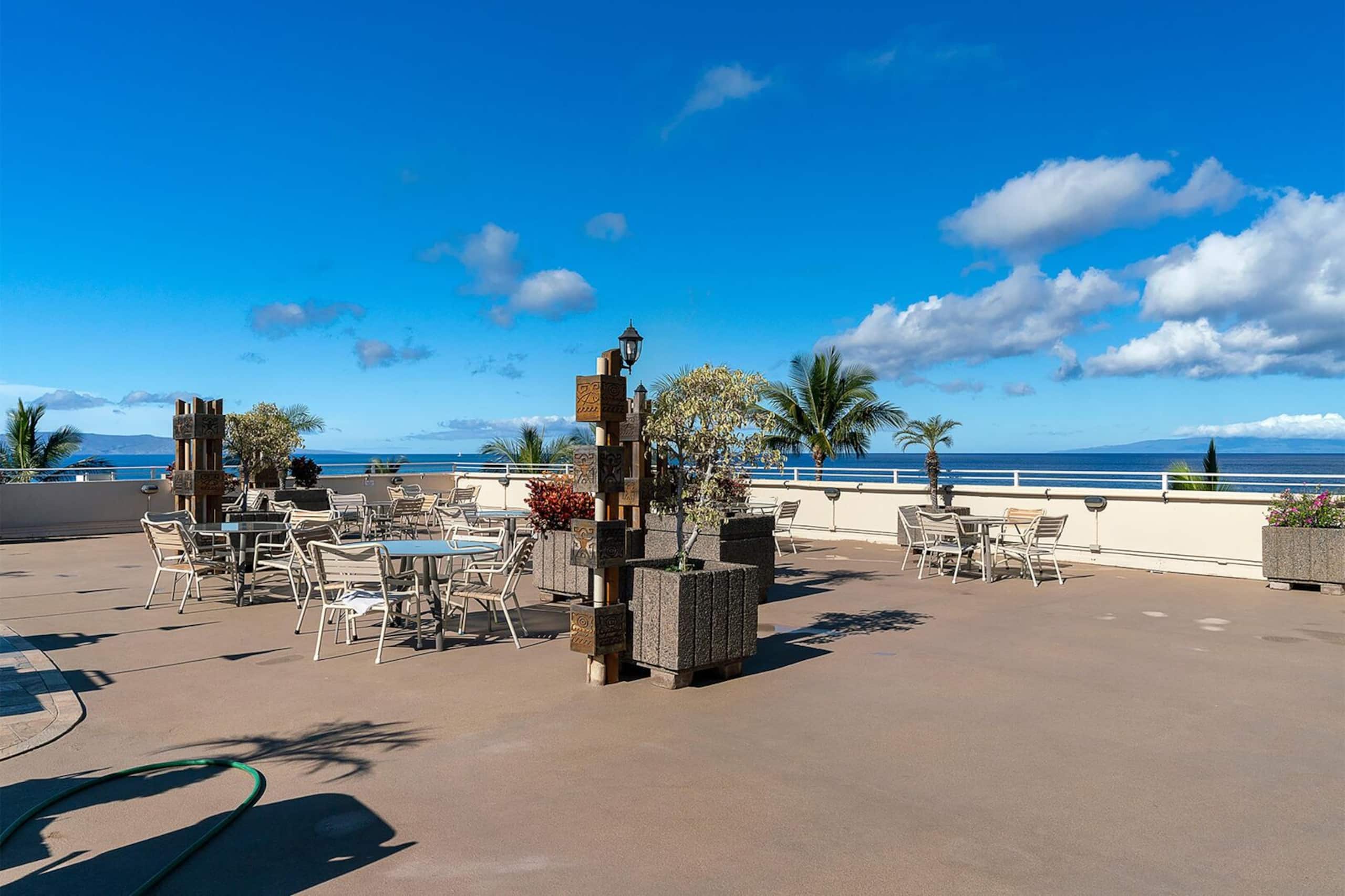 Condo in Kihei · ★4.89 · 1 bedroom · 2 beds · 1 bath - Image 35