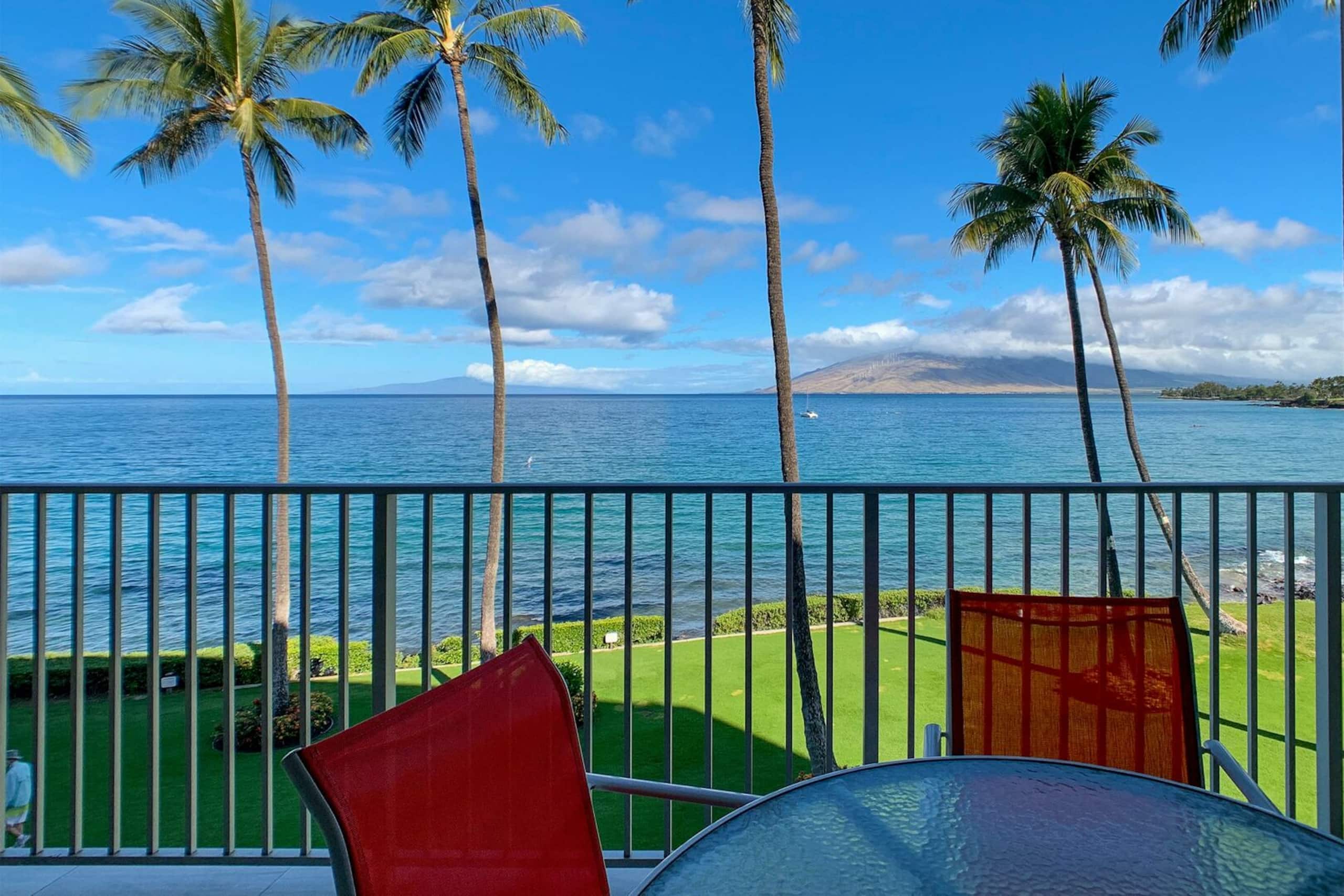 Condo in Kihei · ★4.89 · 1 bedroom · 2 beds · 1 bath - Image 1