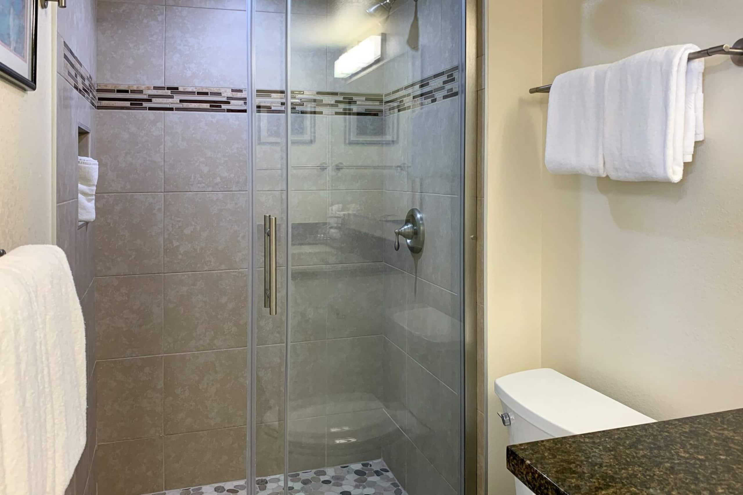 Condo in Kihei · ★4.89 · 1 bedroom · 2 beds · 1 bath - Image 28