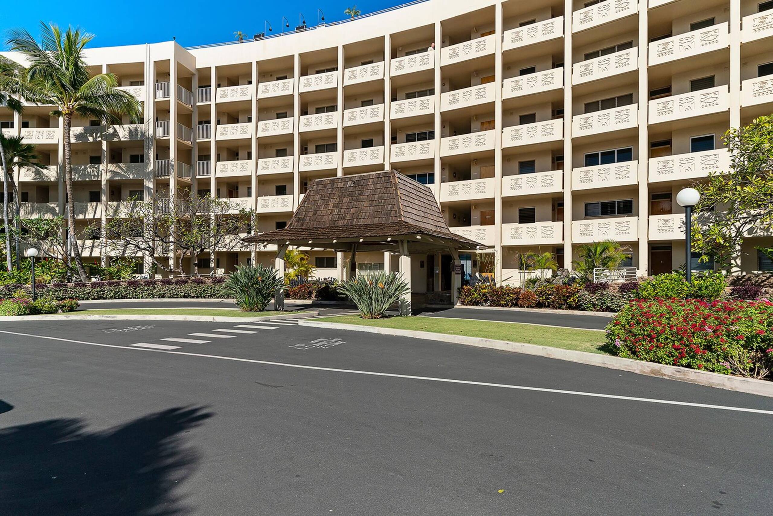 Condo in Kihei · ★4.89 · 1 bedroom · 2 beds · 1 bath - Image 34