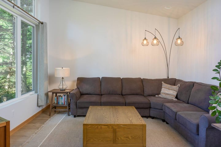 Forest Luxury. Gourmet Kitchen. Moran Park Nearby - Orcas Island, WA