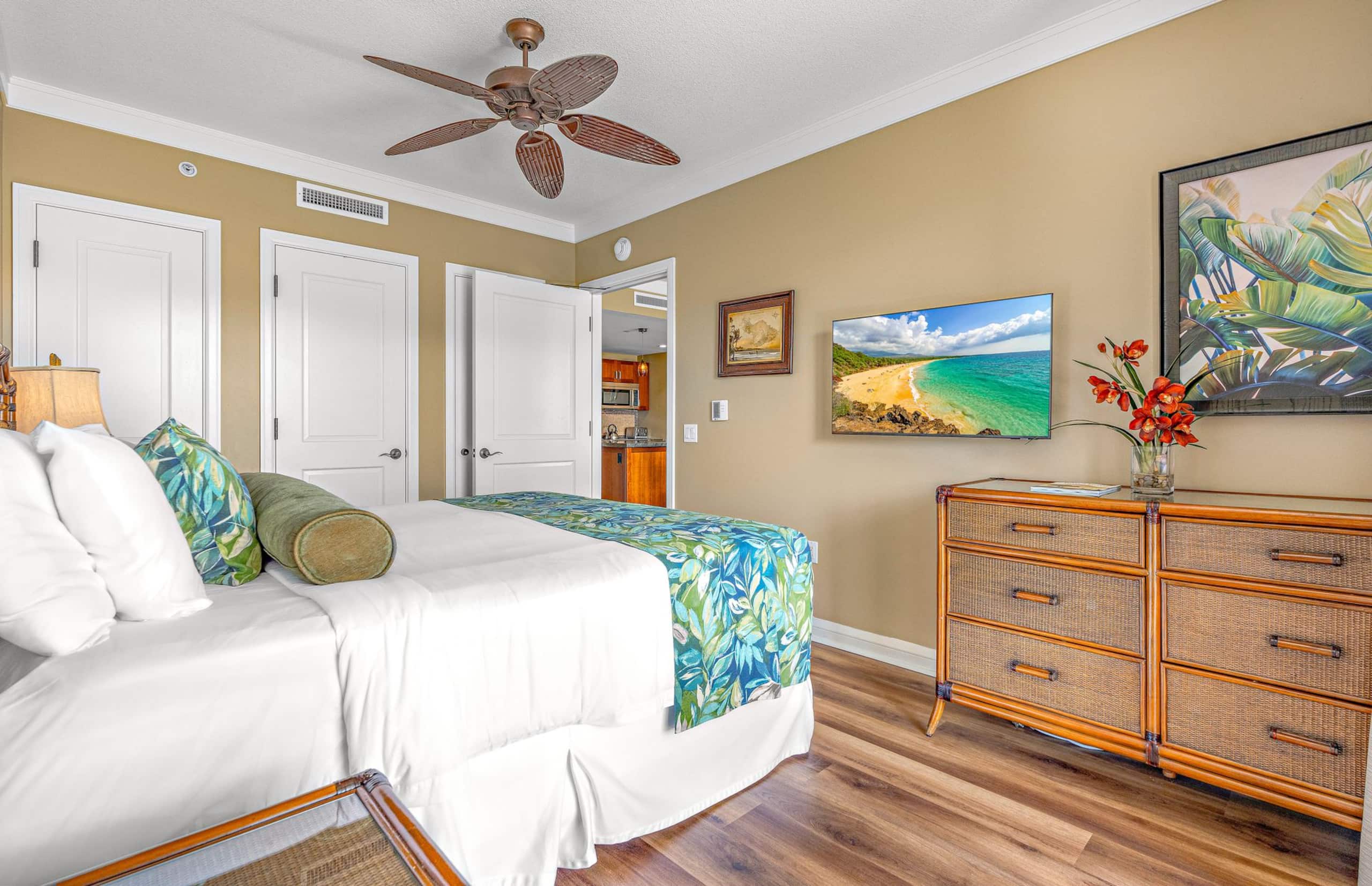 Condo in Lahaina · ★4.86 · 1 bedroom · 2 beds · 1 bath - Image 15