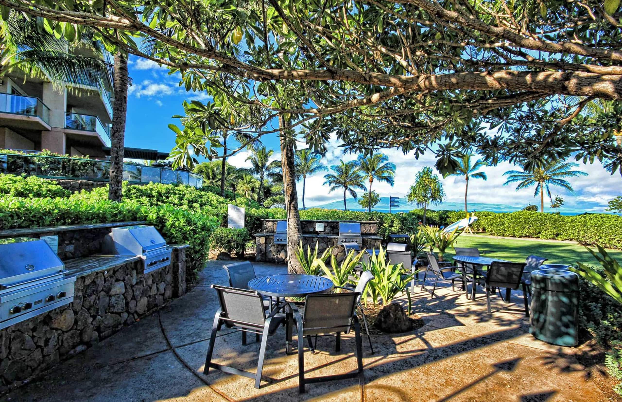 Condo in Lahaina · ★4.88 · 1 bedroom · 2 beds · 1 bath - Image 25