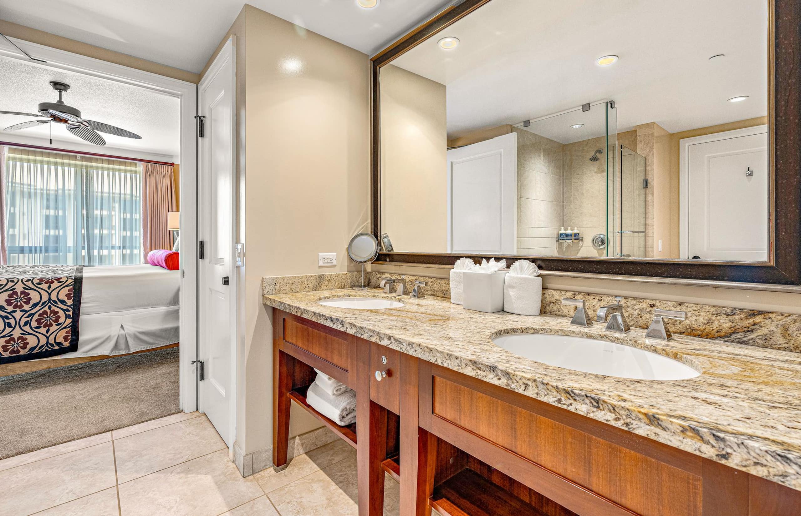 Condo in Lahaina · ★4.88 · 1 bedroom · 2 beds · 1 bath - Image 22