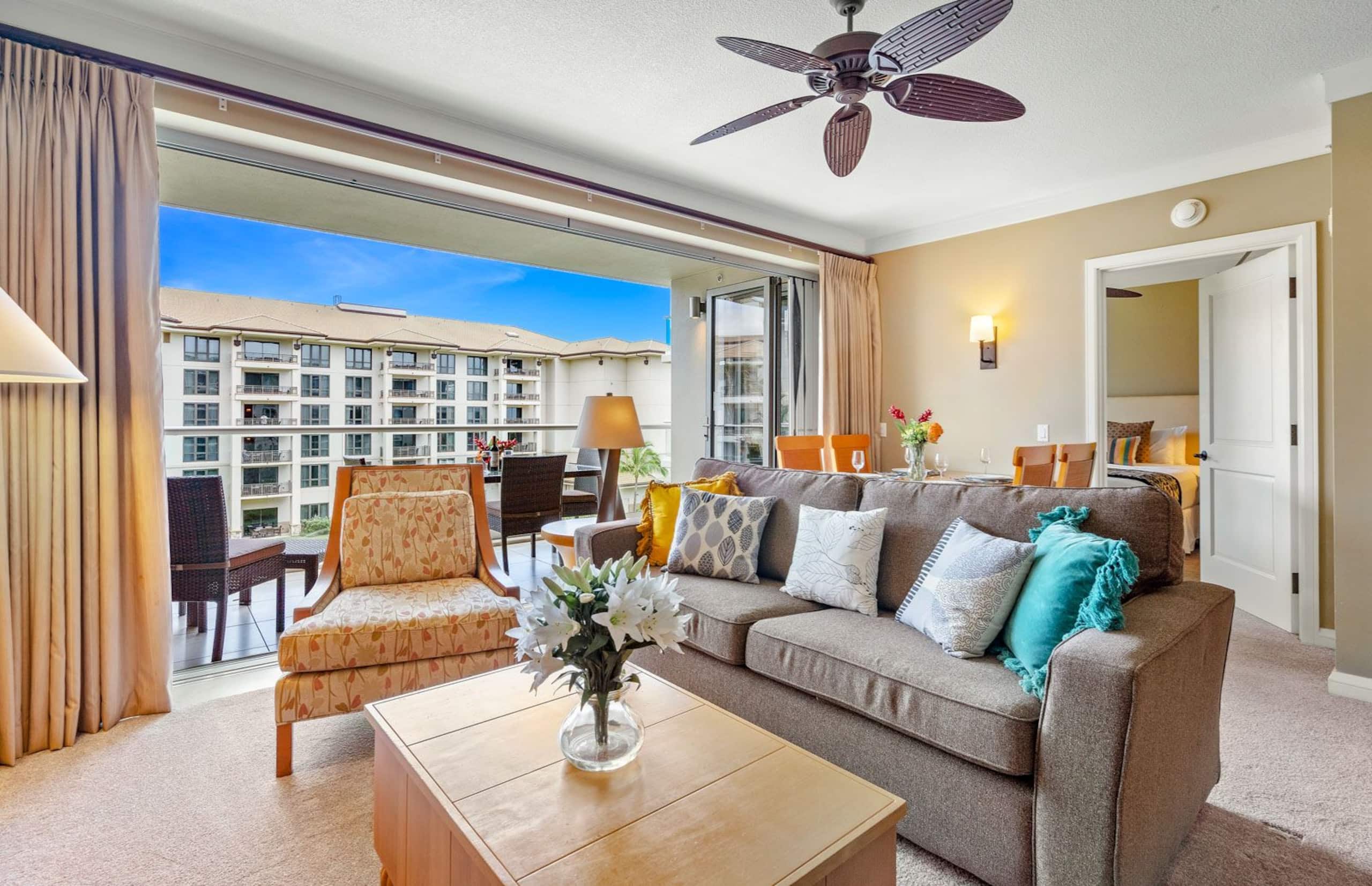 Condo in Lahaina · ★4.88 · 1 bedroom · 2 beds · 1 bath - Image 1