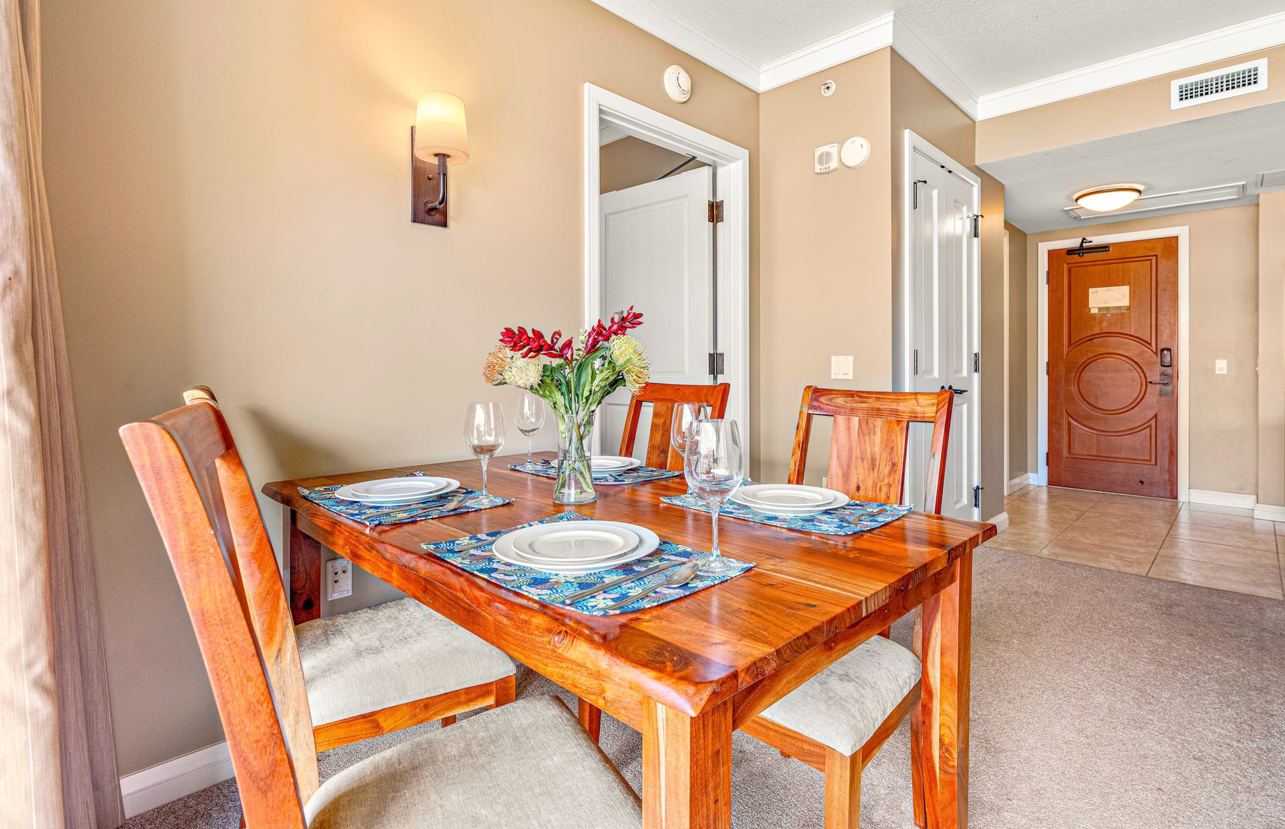 Condo in Lahaina · ★4.88 · 1 bedroom · 2 beds · 1 bath - Image 15