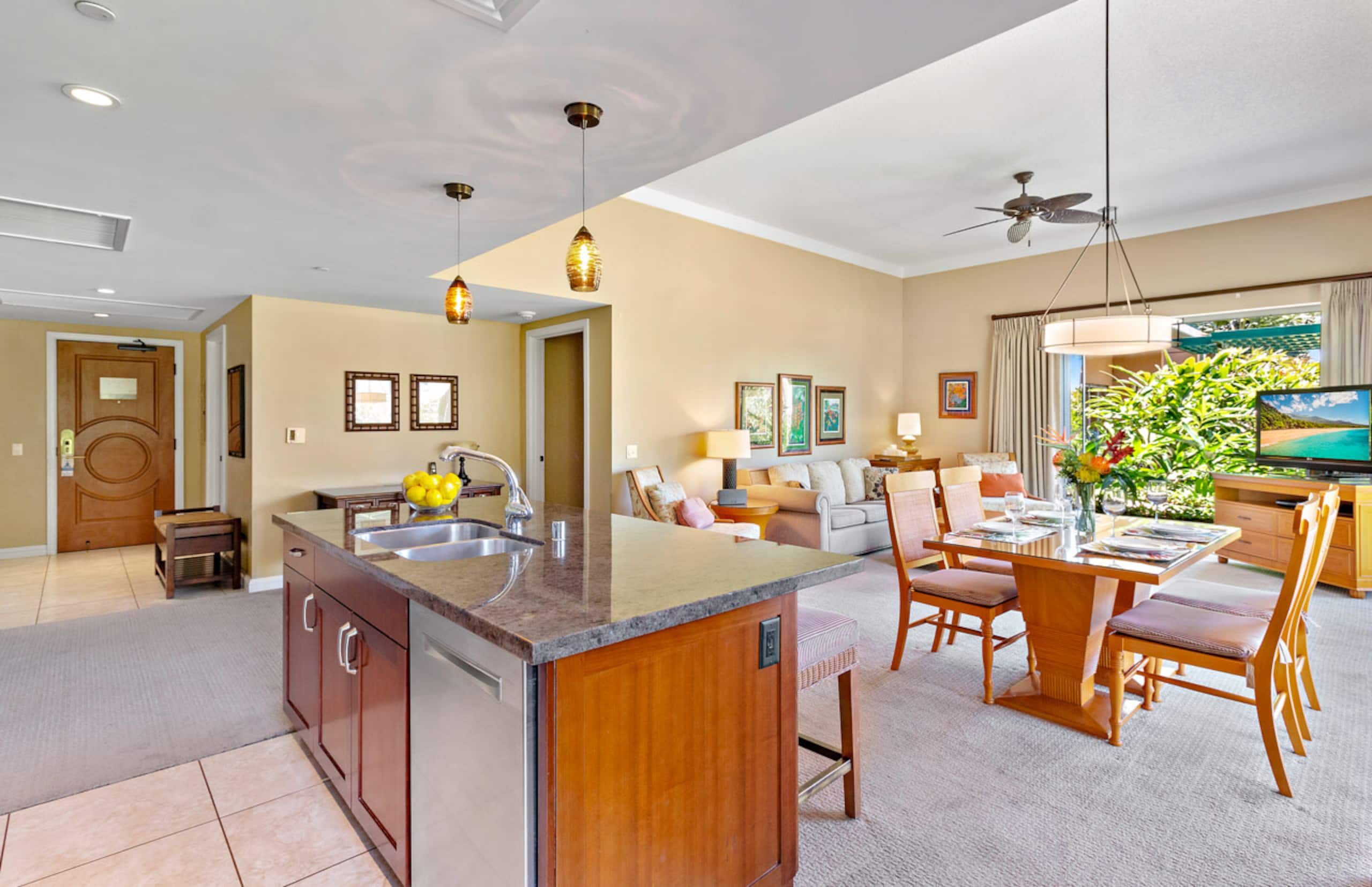 Condo in Lahaina · ★5.0 · 2 bedrooms · 3 beds · 2 baths - Image 7