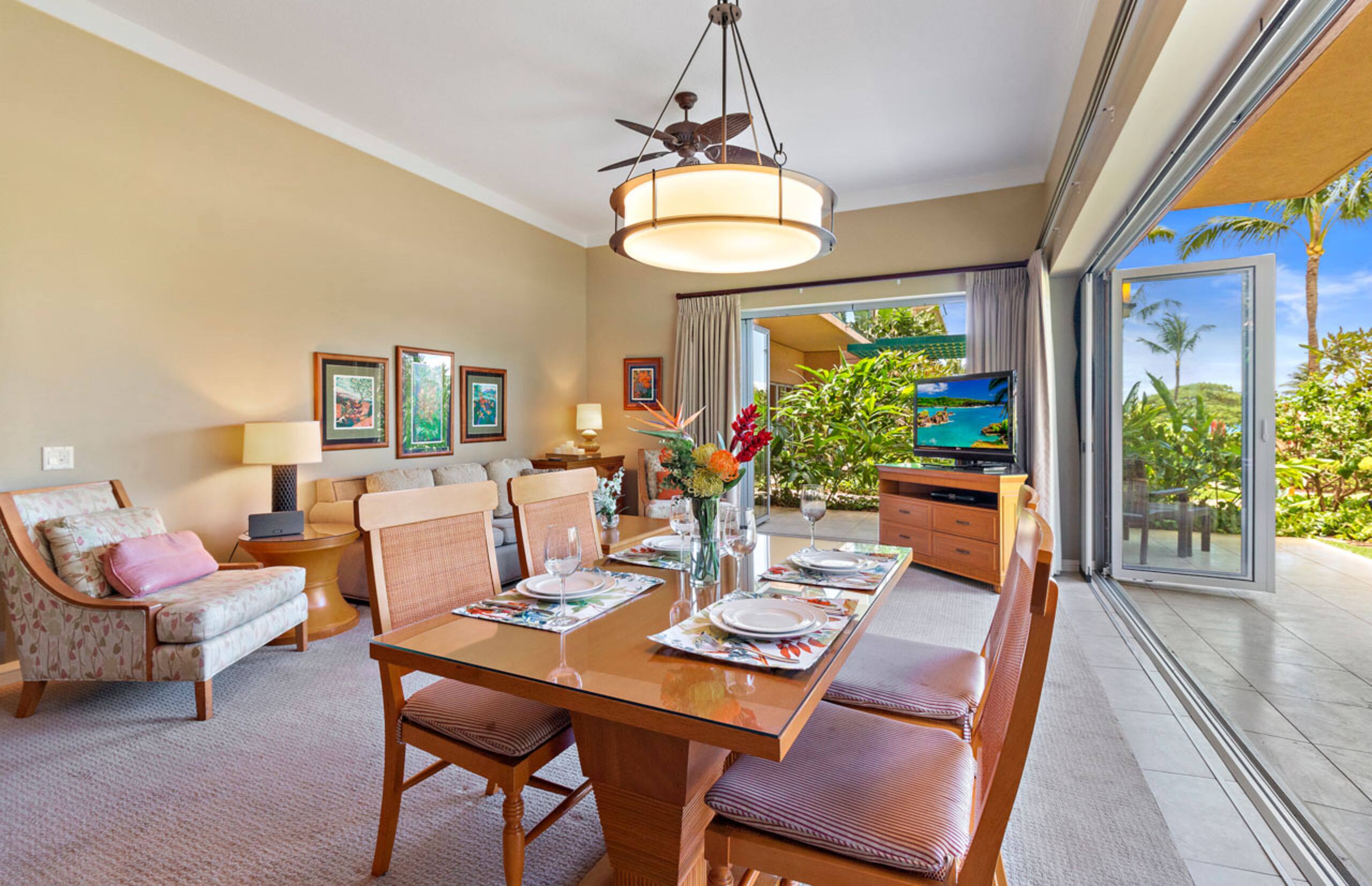 Condo in Lahaina · ★5.0 · 2 bedrooms · 3 beds · 2 baths - Image 12