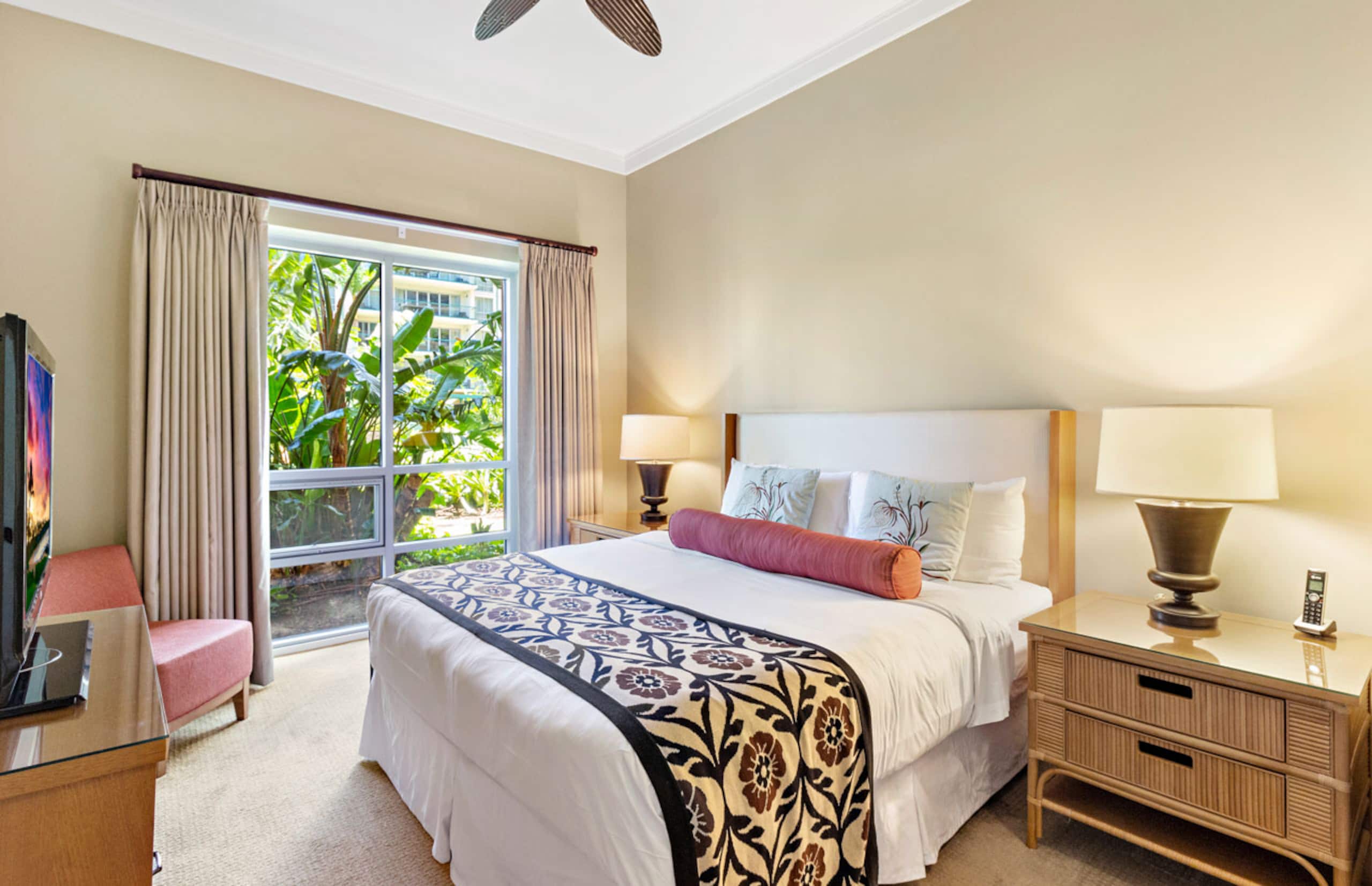 Condo in Lahaina · ★5.0 · 2 bedrooms · 3 beds · 2 baths - Image 17