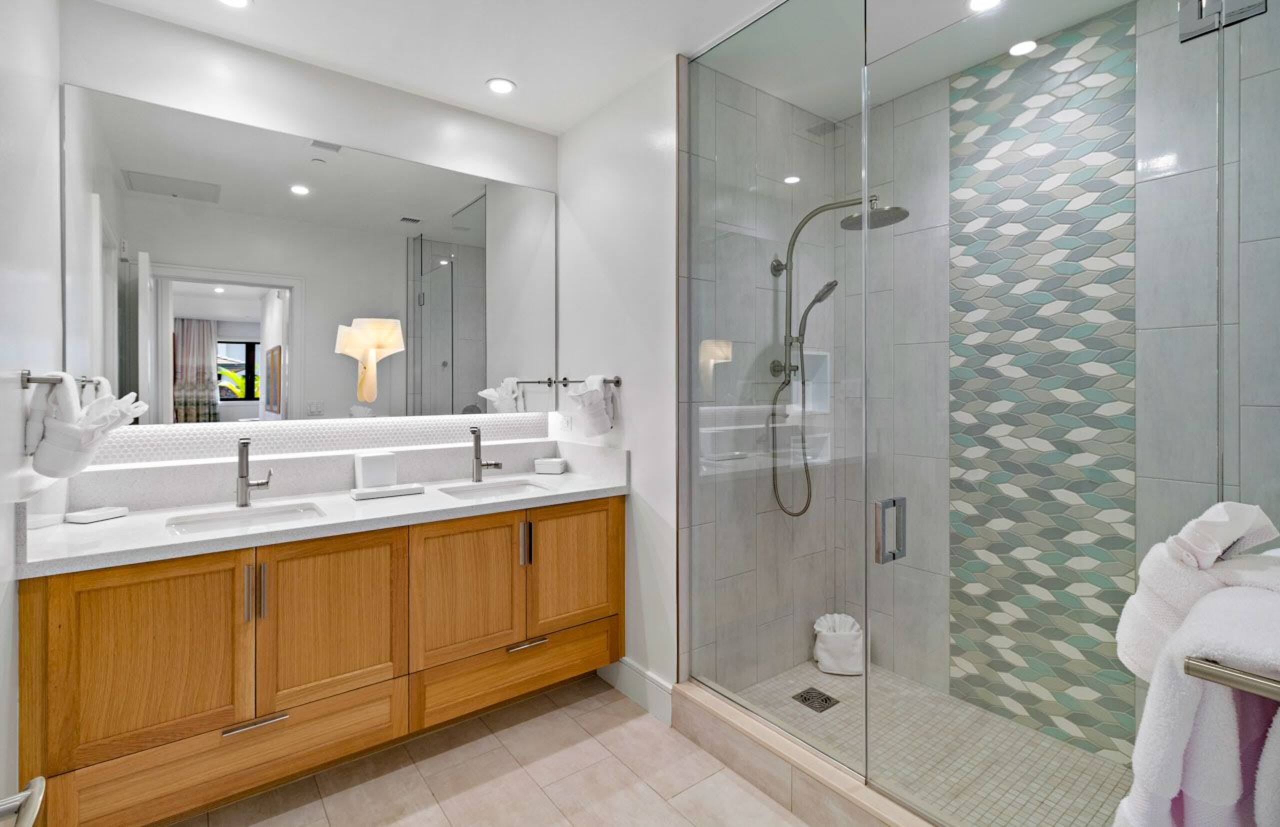 Condo in Lahaina · ★5.0 · 3 bedrooms · 4 beds · 3 baths - Image 19