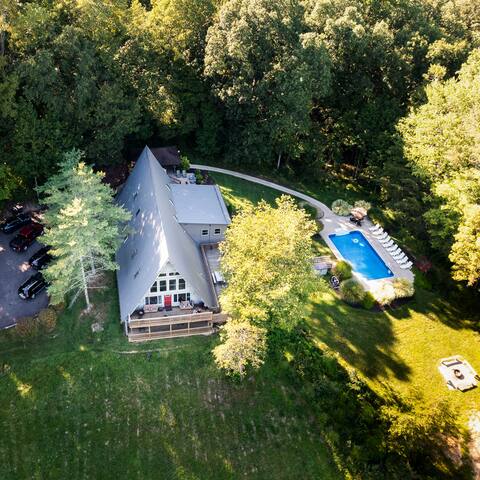 Chalets Hocking Hills managed Airbnb listing 1