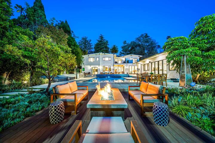 The Beverly Hills Estate & Tennis Court