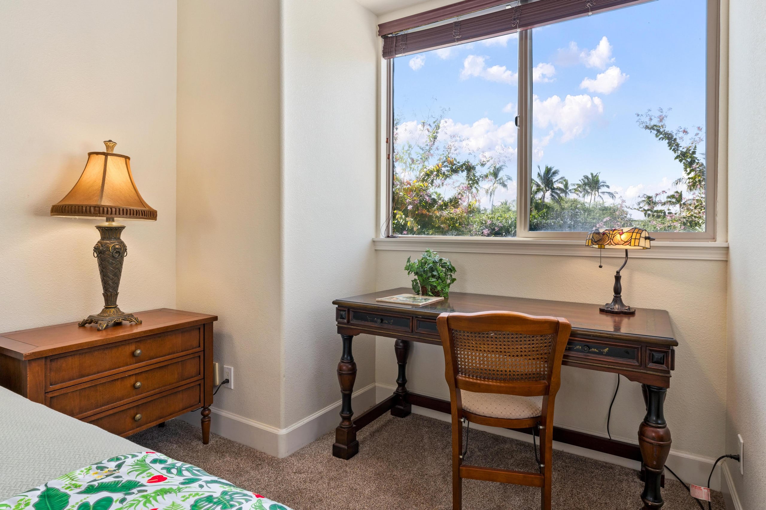 Townhouse in Waimea · ★4.75 · 2 bedrooms · 2 beds · 2.5 baths - Image 11