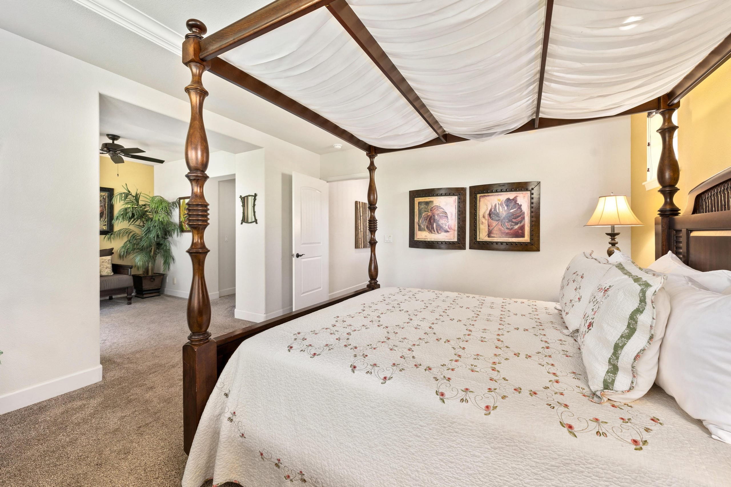 Townhouse in Waimea · ★4.75 · 2 bedrooms · 2 beds · 2.5 baths - Image 3