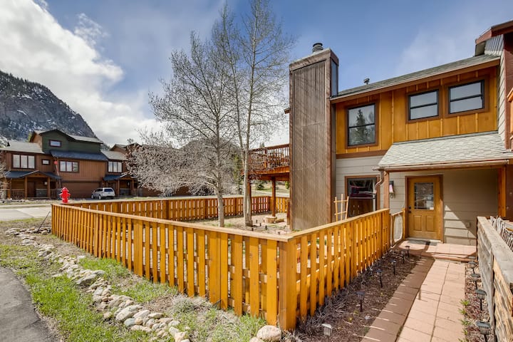 Pet Friendly Condo Close To Main Street In Frisco!! - Frisco, CO