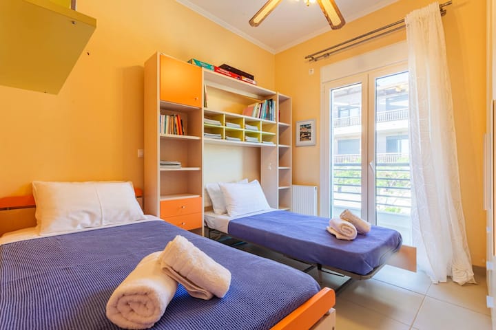 Vychutnajte si relaxáciu a omladenie v slnečnej spálni (dve jednolôžka)