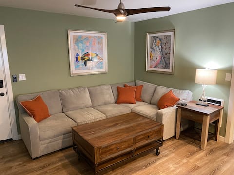 Popular Airbnb listing: Apt 6: Cozy Beach Apartment Great For Families in Carpinteria