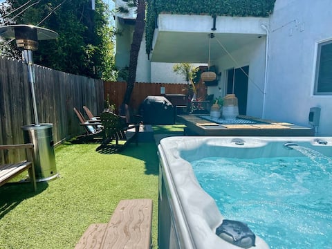 Family & Pet Friendly Escape w/Private HotTub/Yard