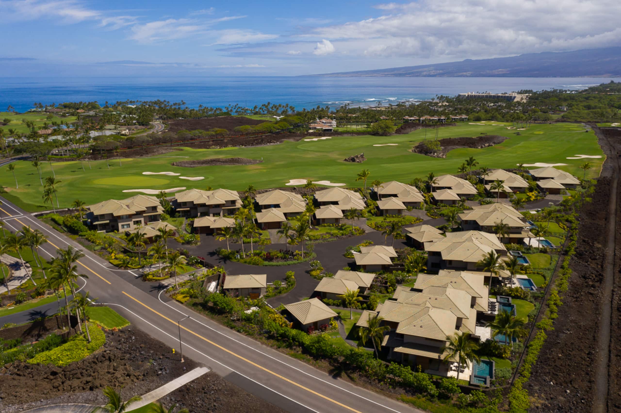 Home in Waimea · ★5.0 · 4 bedrooms · 6 beds · 4.5 baths - Image 47