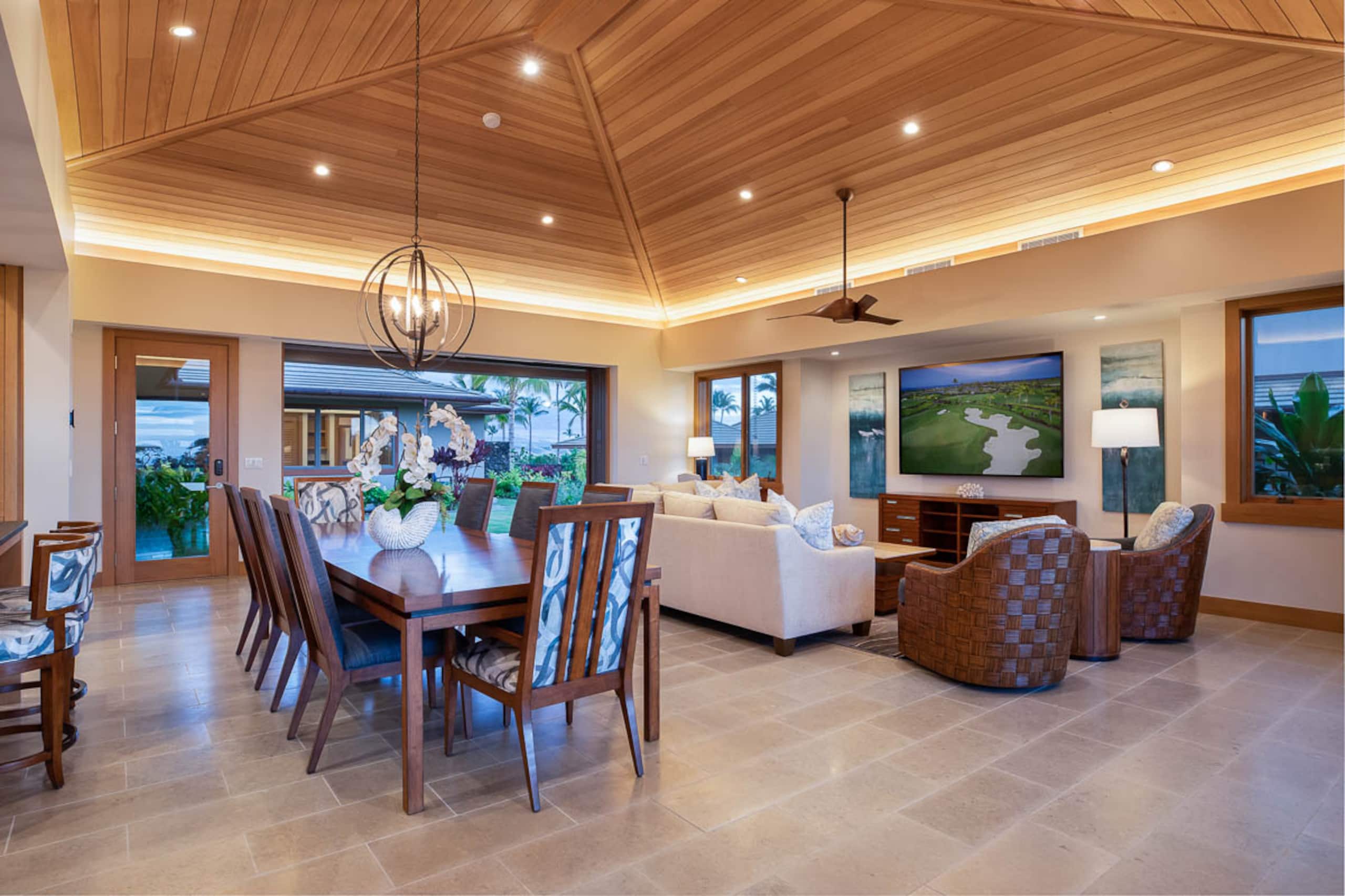 Home in Waimea · ★5.0 · 4 bedrooms · 6 beds · 4.5 baths - Image 3